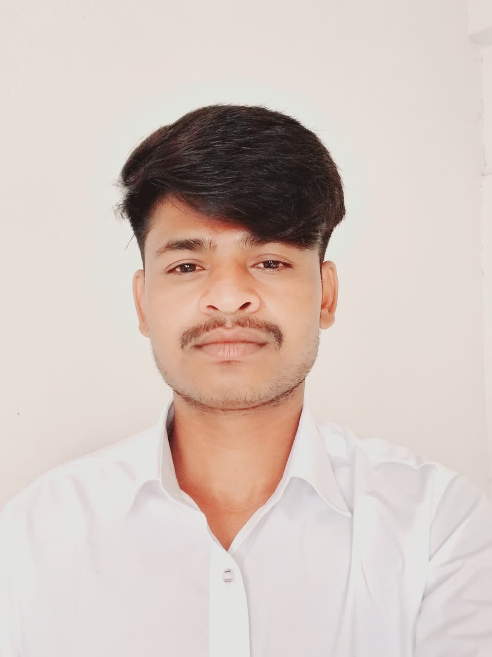 Anil Vasaya ( samiti kosadhyksya — Sunrise Public School
